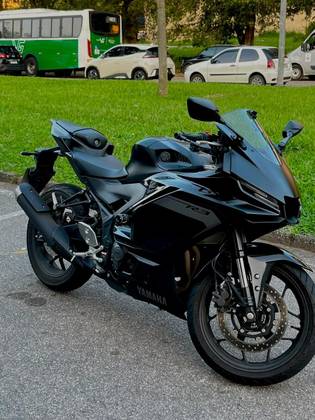 YAMAHA YZF R3 ABS CONNECTED YAMAHA YZF R3 ABS CONNECTED